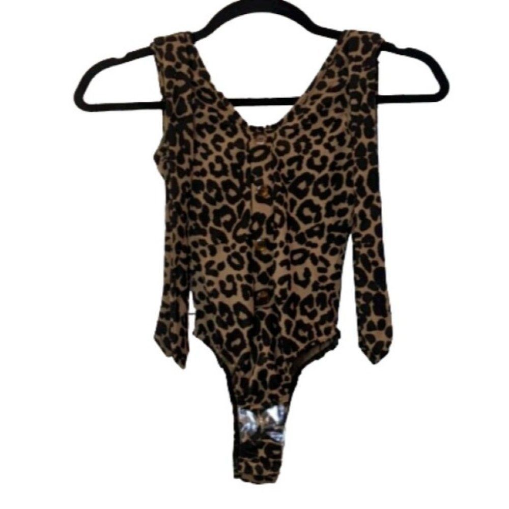 PrettyLittleThing Womens Size 4 Tan Leopard Print Button Tie Detail Bodysuit